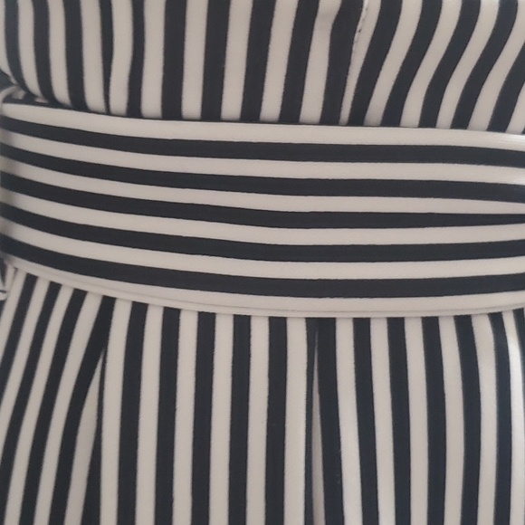 Haute Monde Skirt/ Size M/ black and white - Picture 5 of 9
